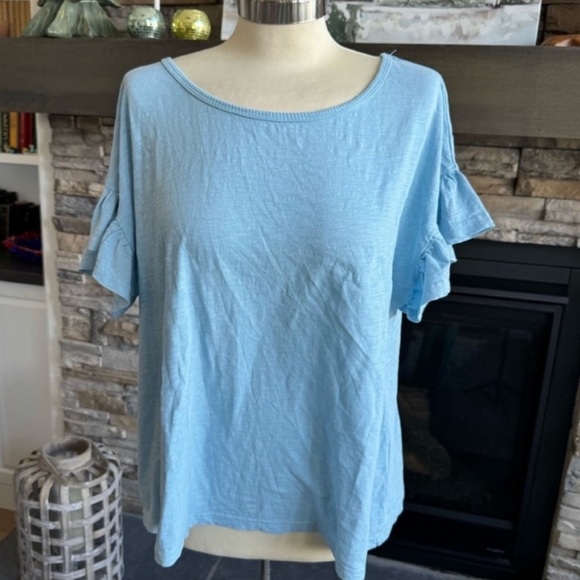 Jane + Delancey ruffle sleeve top - Picture 2 of 11